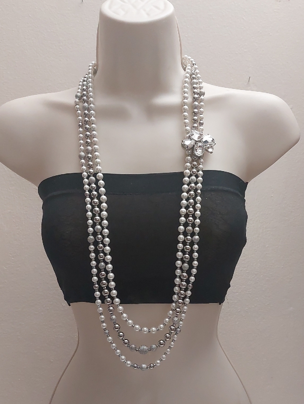 WHBM Convertible Flapper Style Triple Strand Bead Necklace With Removable Brooch